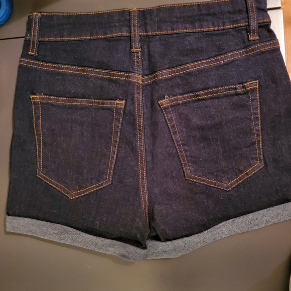 NWOT Bluenotes dark blue shorts - Picture 7 of 9